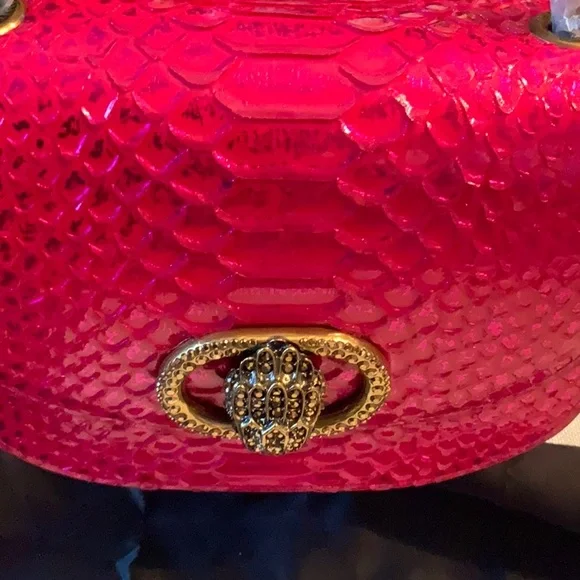 Kurt Geiger Fuchsia Chelsea Saddle Bag NWT - Picture 3 of 10